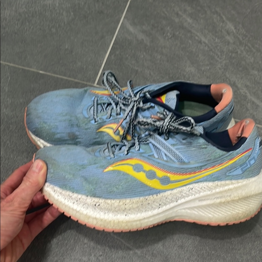 Saucony triumph